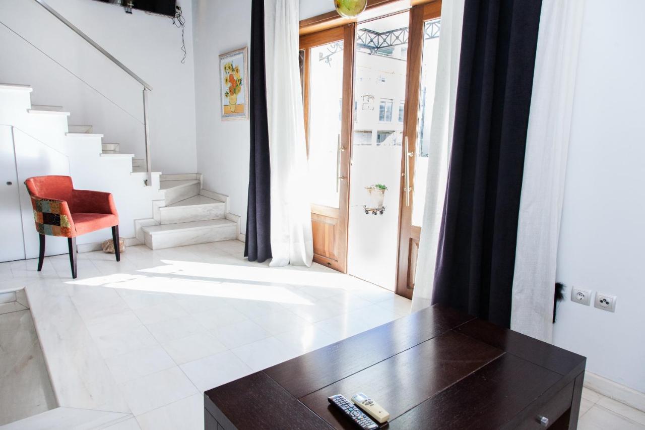 Unique Apt W/ Veranda Walking Distance To Sites Daire Atina Dış mekan fotoğraf