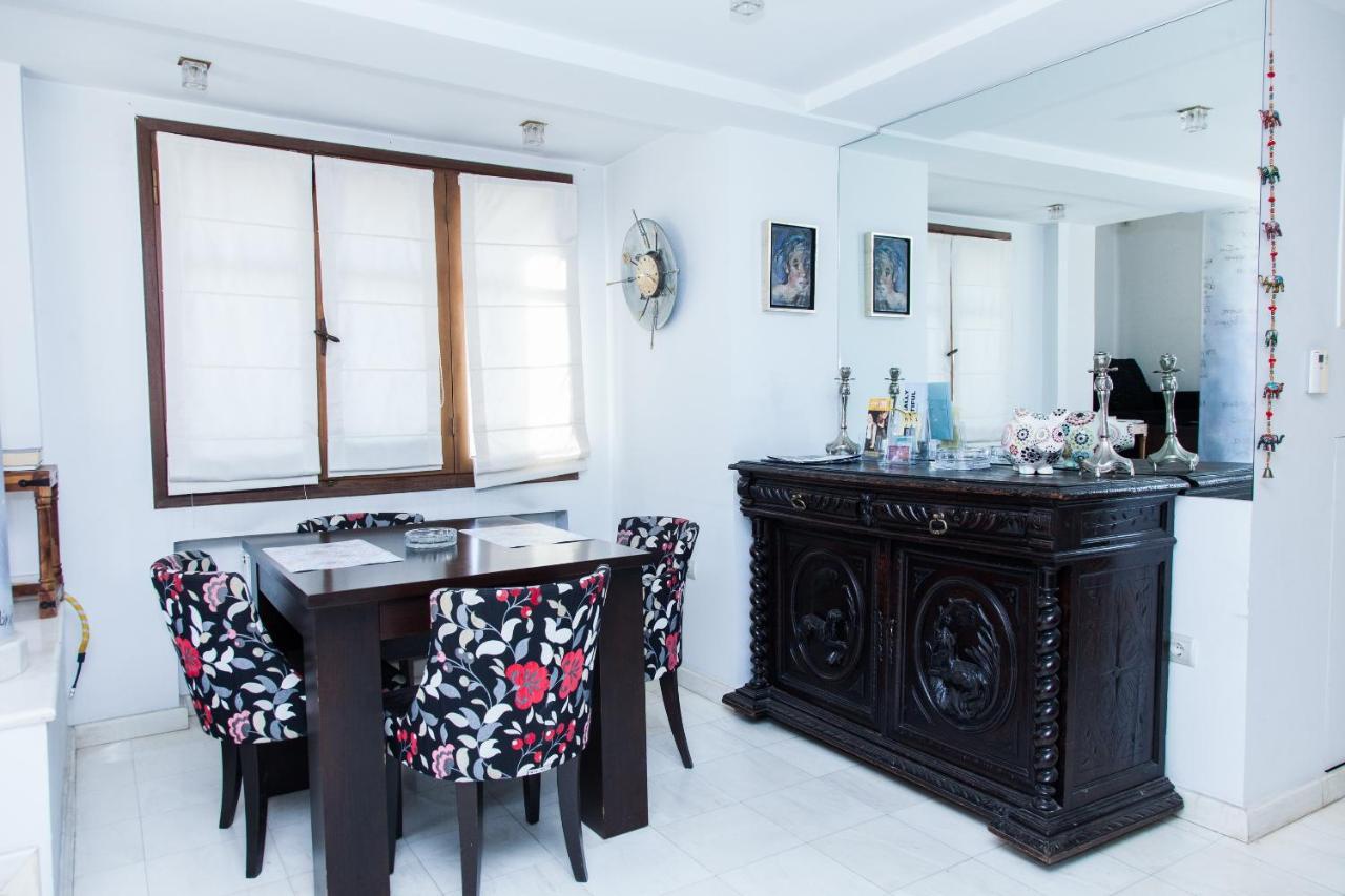 Unique Apt W/ Veranda Walking Distance To Sites Daire Atina Dış mekan fotoğraf