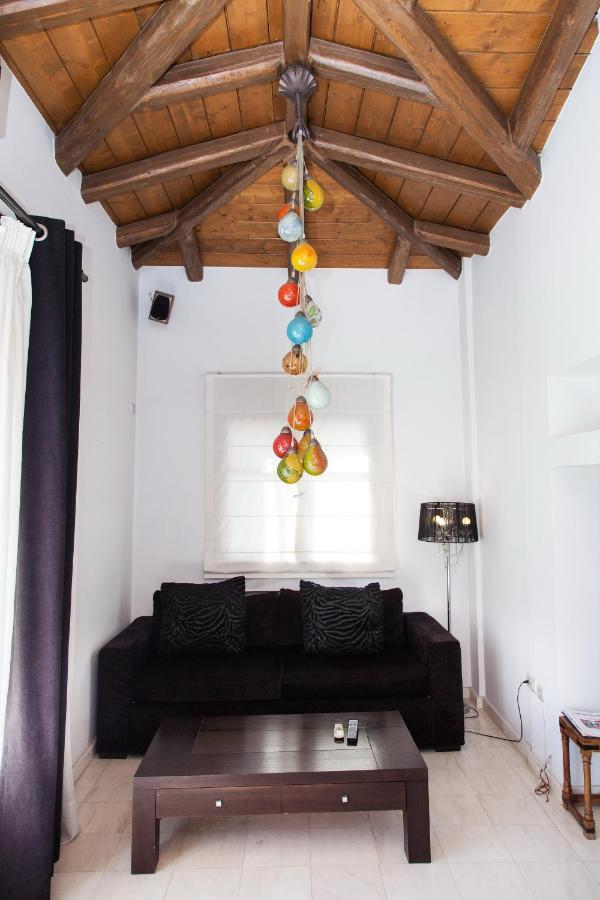 Unique Apt W/ Veranda Walking Distance To Sites Daire Atina Dış mekan fotoğraf